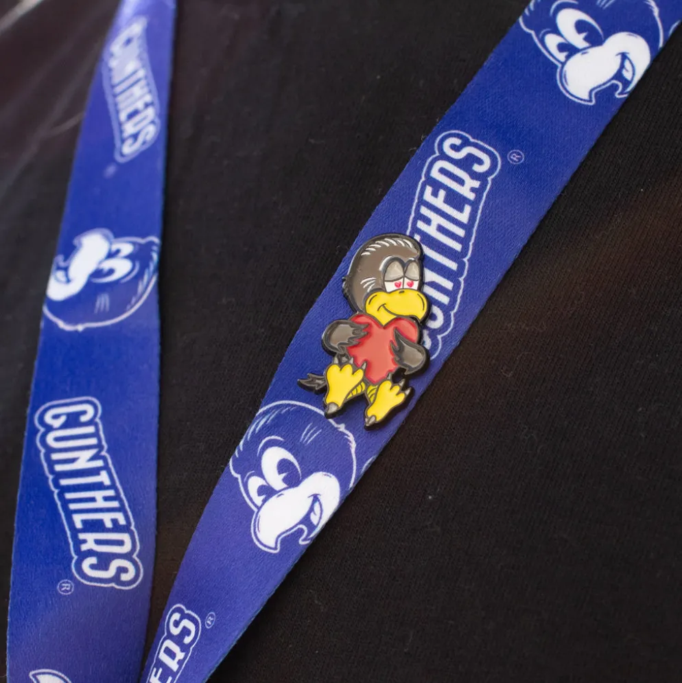 Lovebird Pin